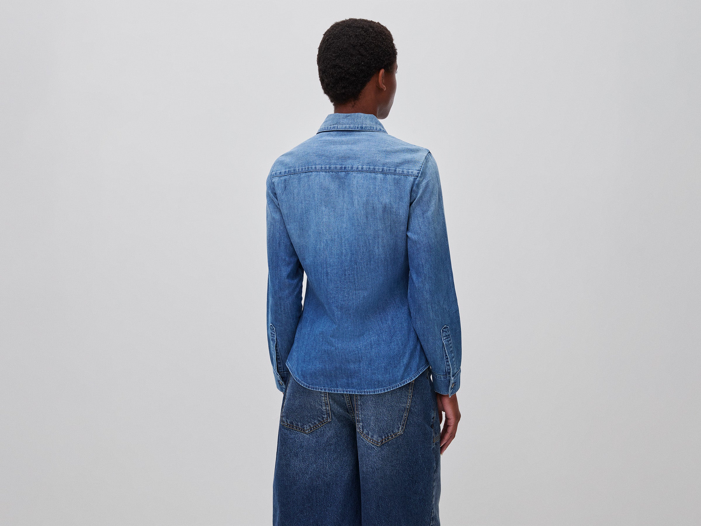 Camisa de jeans slim fit - ucb_image_B