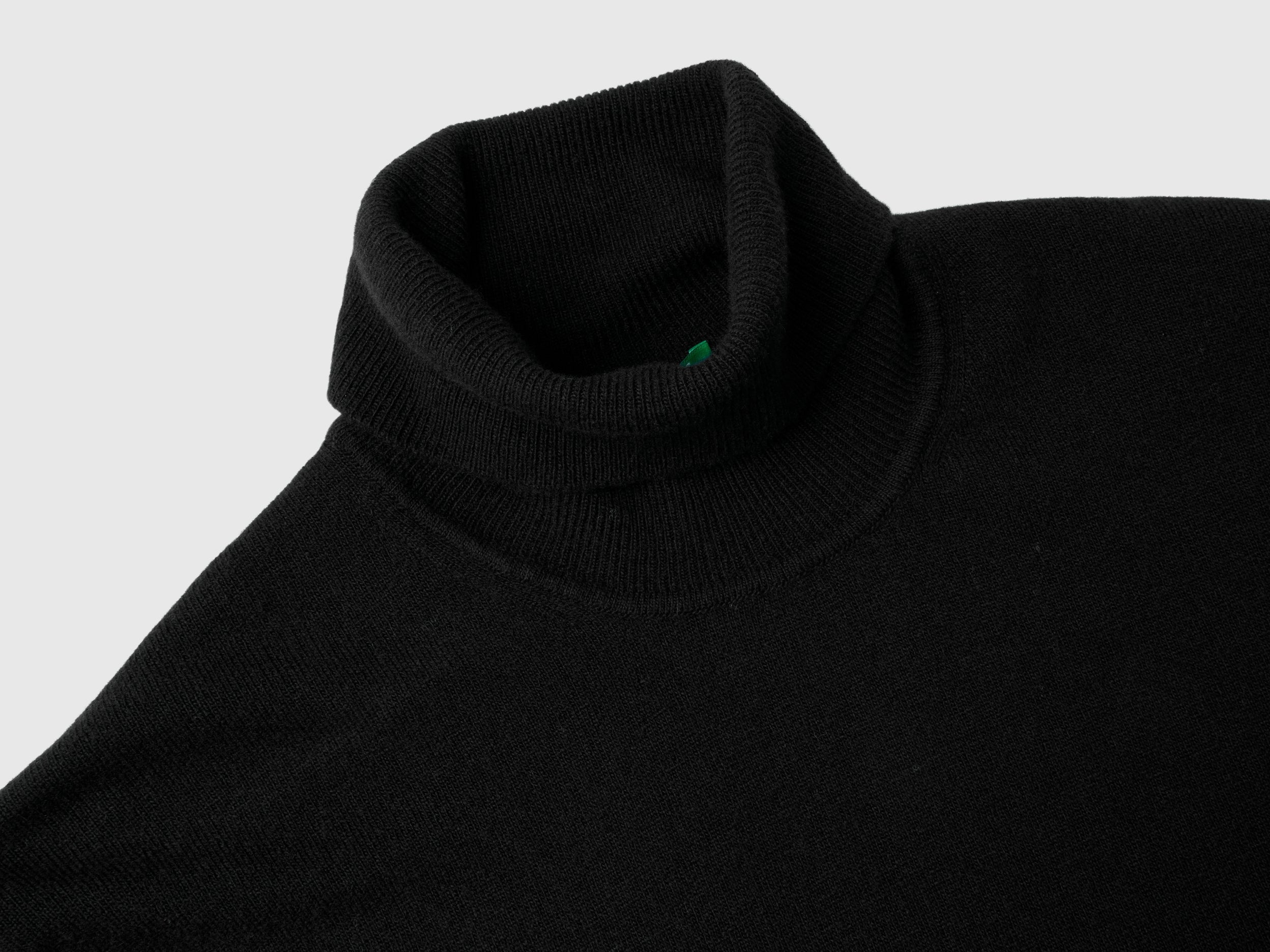 Camisola de gola alta preta em pura lã Merino - ucb_image_DS1
