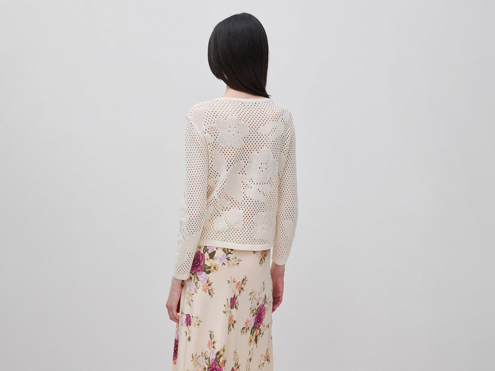 Camisola perfurada com flores - ucb_image_B