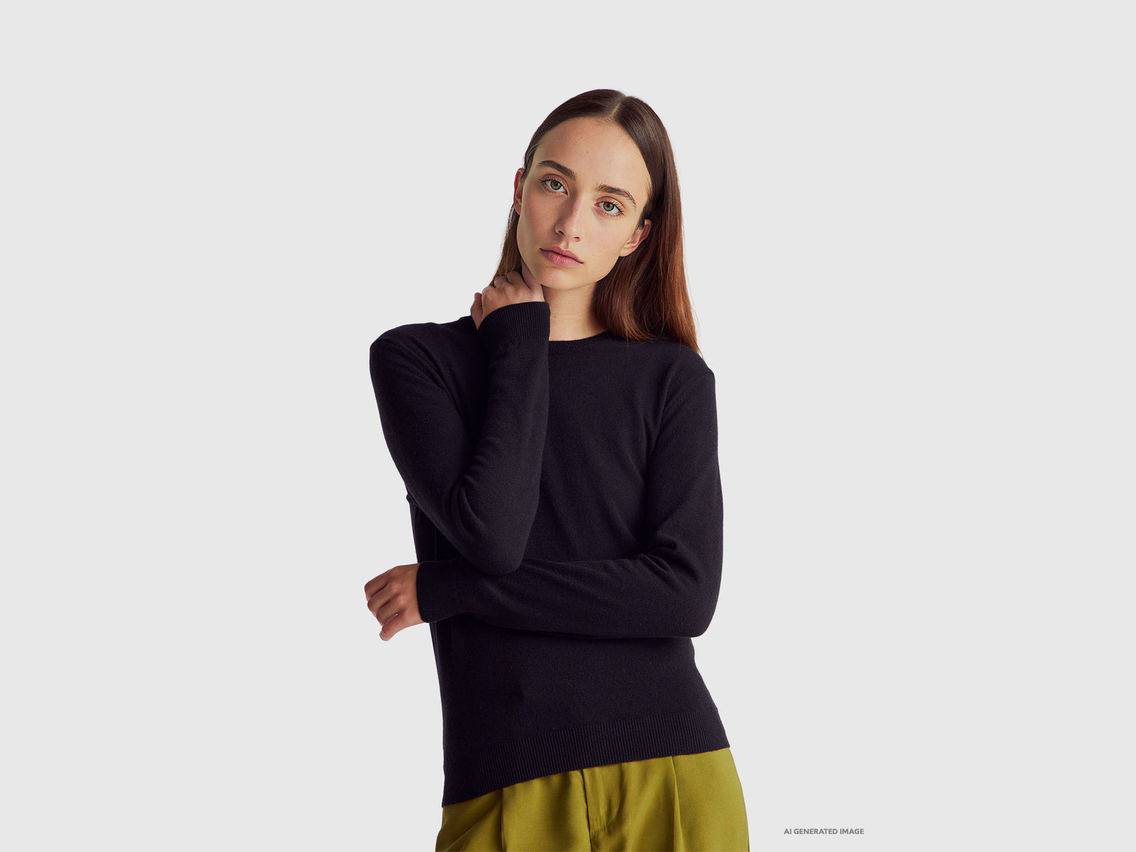 Camisola de gola redonda preta em pura lã Merino - ucb_image_F