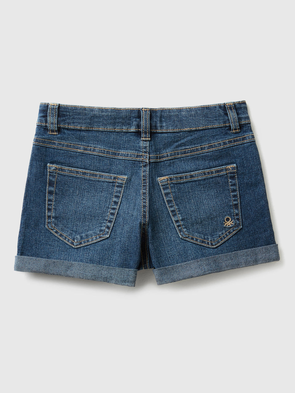 Jeans curtos em denim  - ucb_image_BS