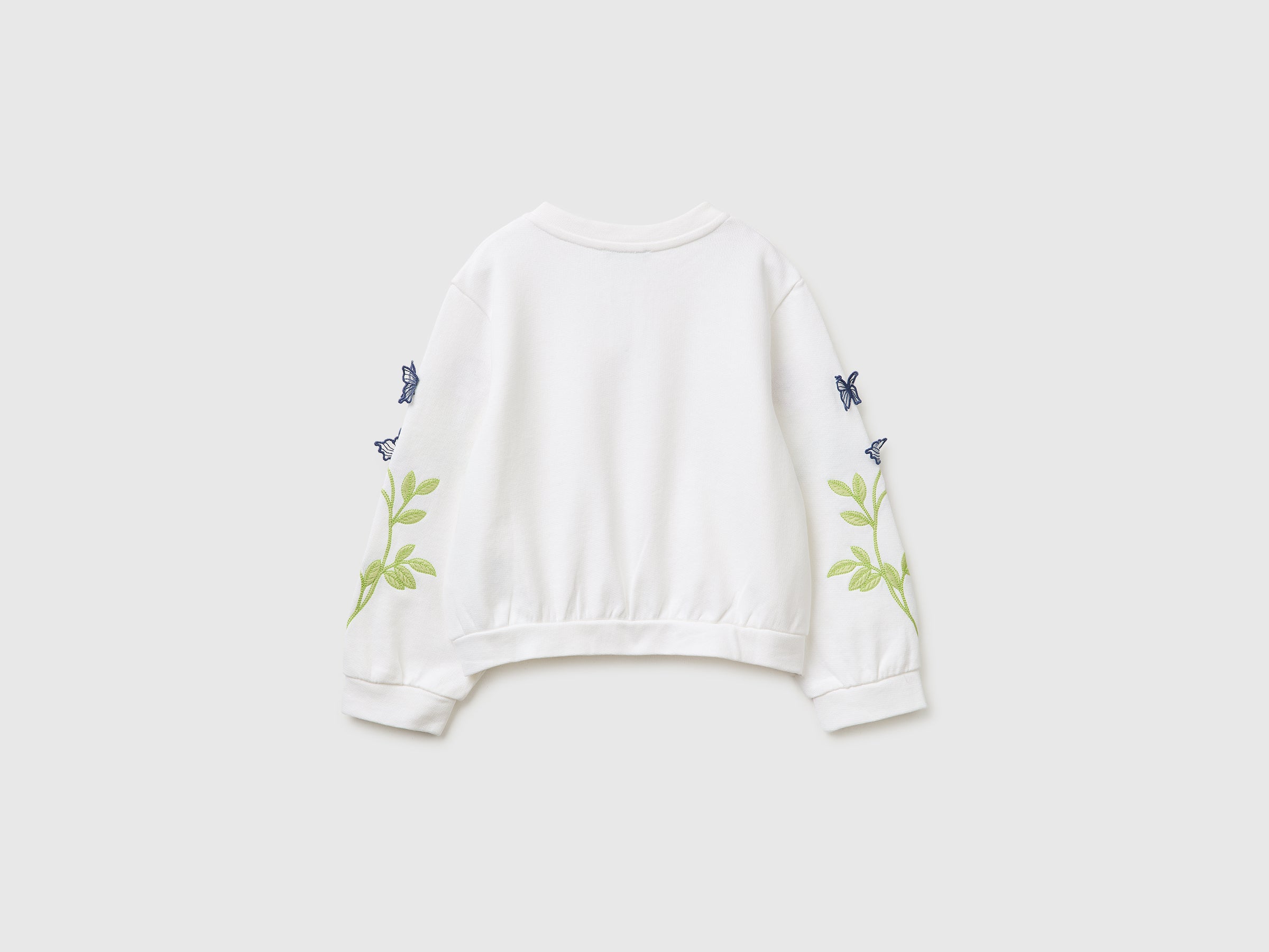Sweat com flores bordadas - ucb_image_BS