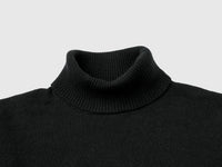 Camisola de gola alta em mistura de lã e caxemira - ucb_image_DS1