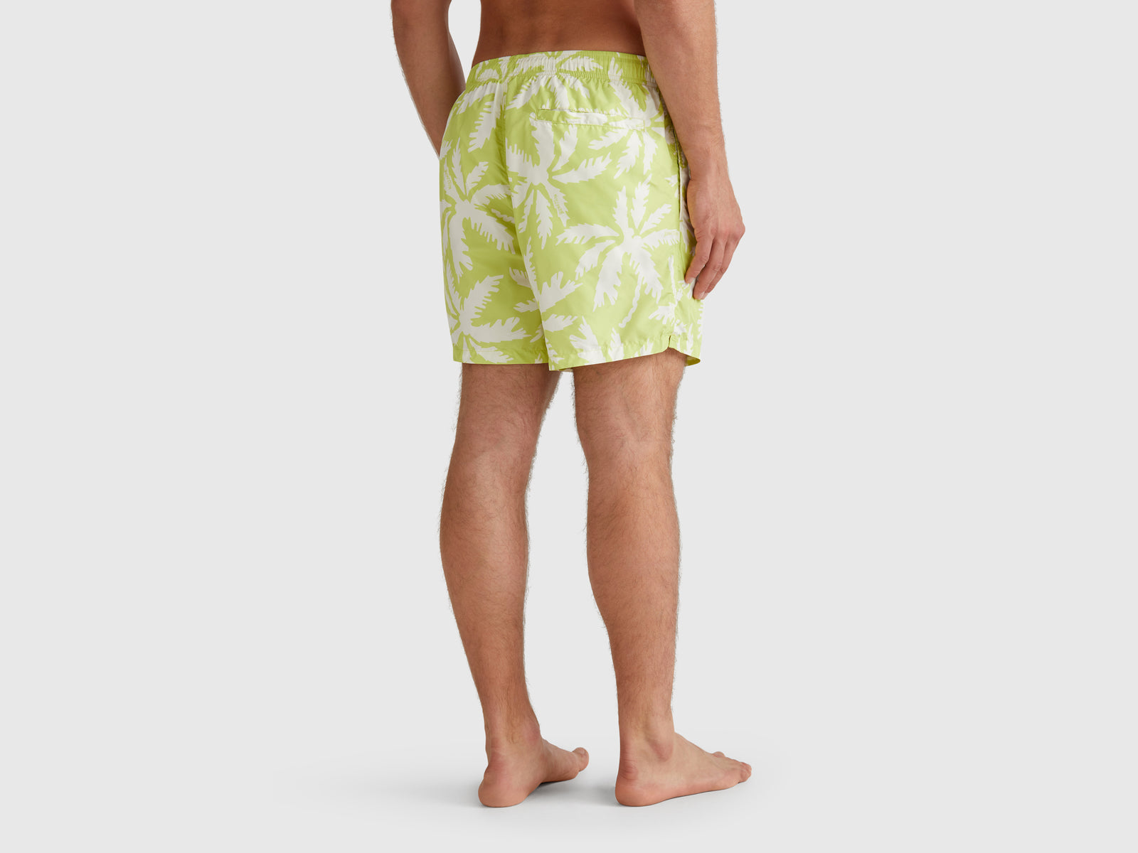 Shorts de natação em nylon estampado - ucb_image_B