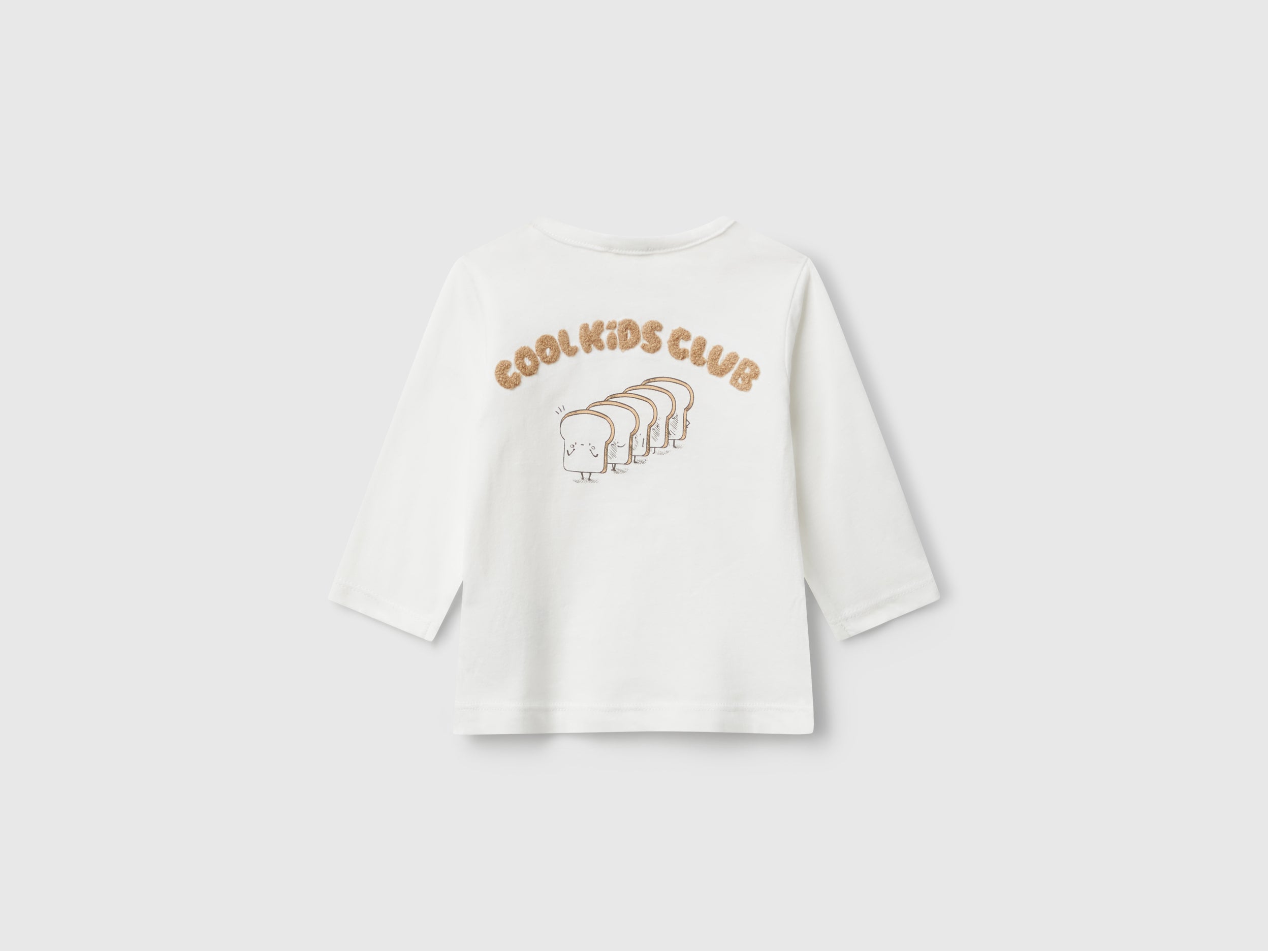 T-shirt com estampa e patch - ucb_image_BS