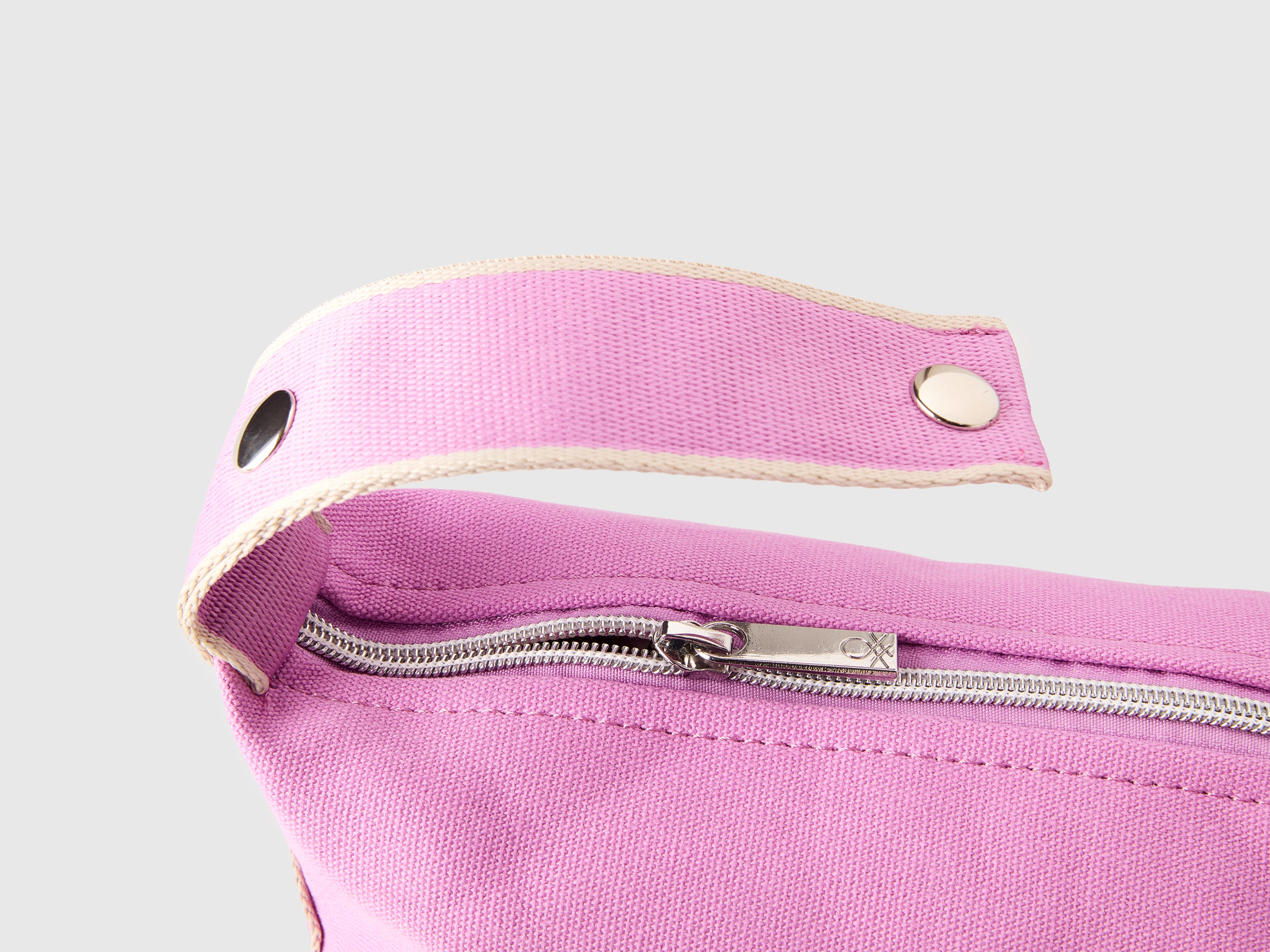 Pink beauty case - ucb_image_DS1