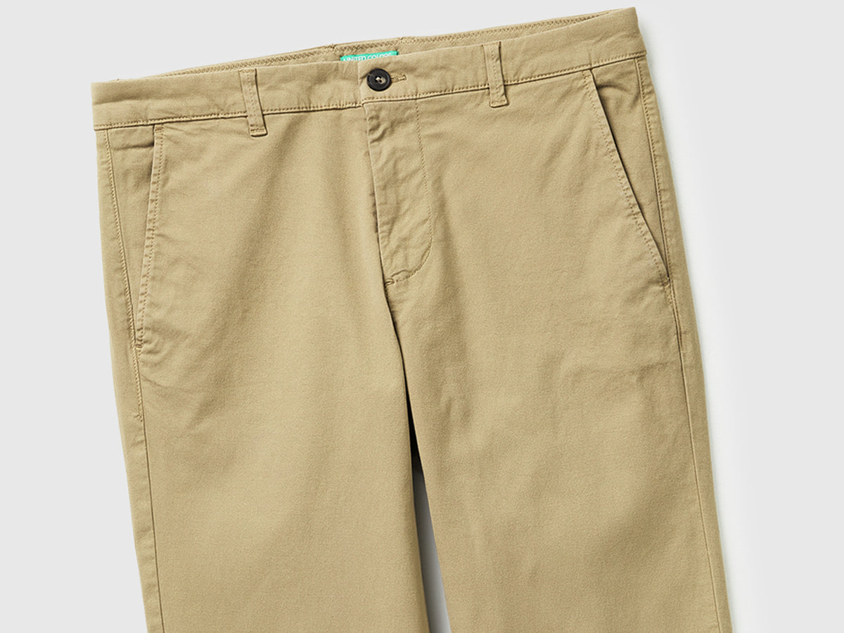 Chinos slim fit em algodão - ucb_image_DS1