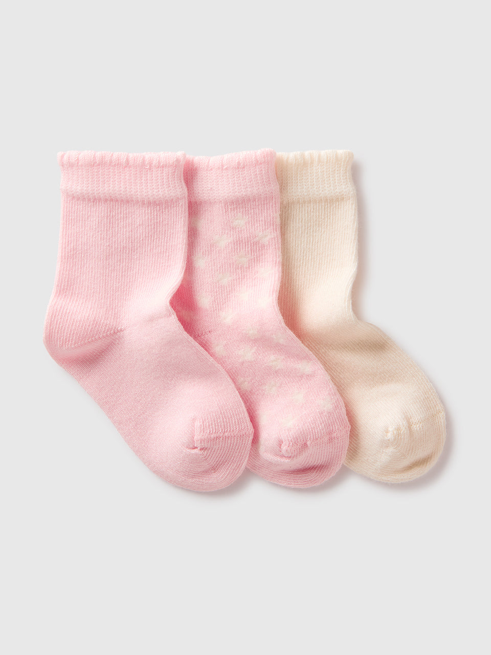 Three pairs of socks - ucb_image_FS