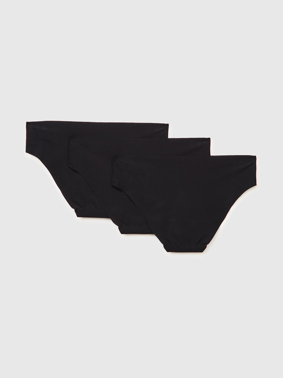 Three seamless briefs - ucb_image_BS