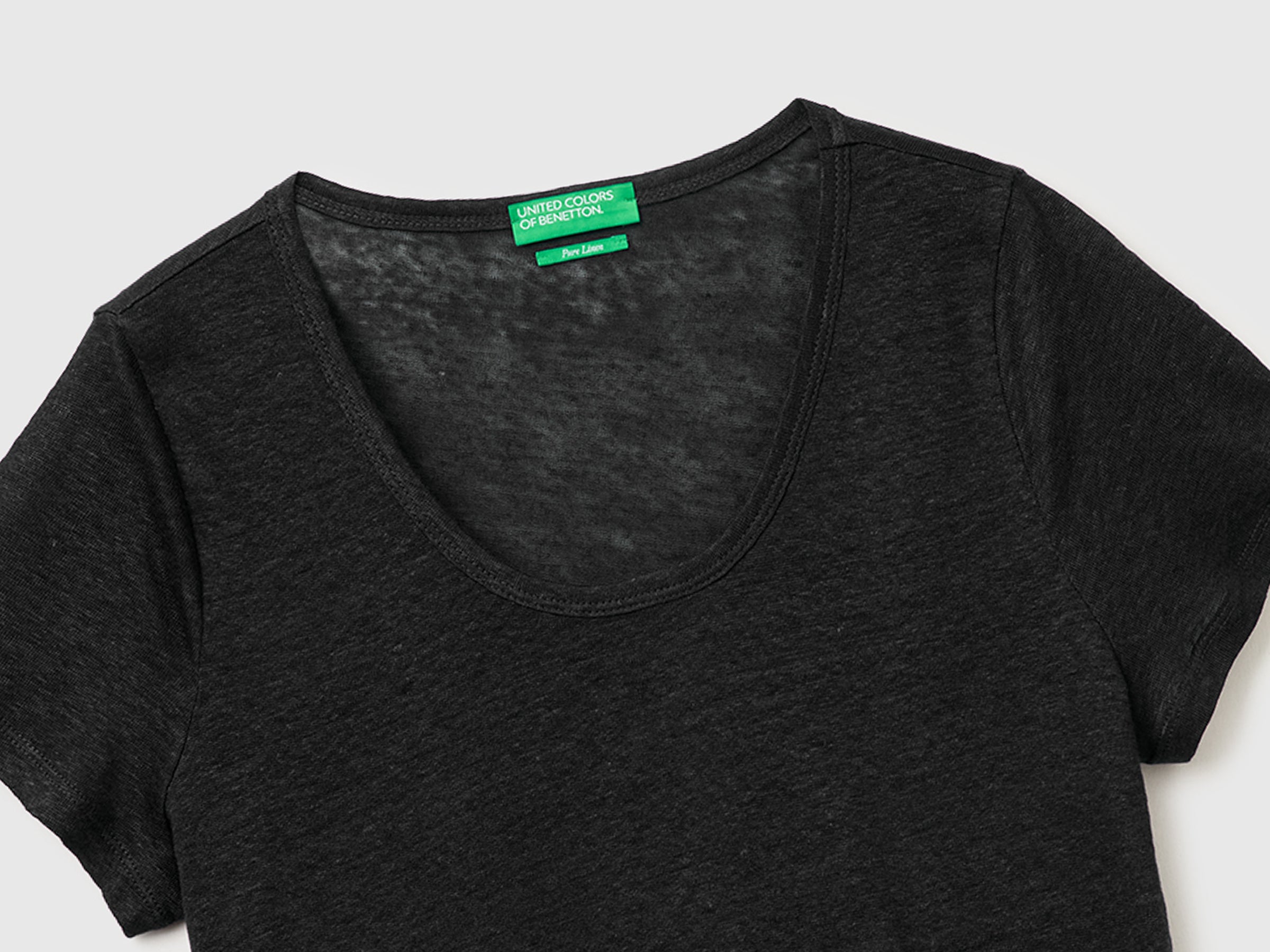 Round-neck T-shirt in pure linen - ucb_image_DS1