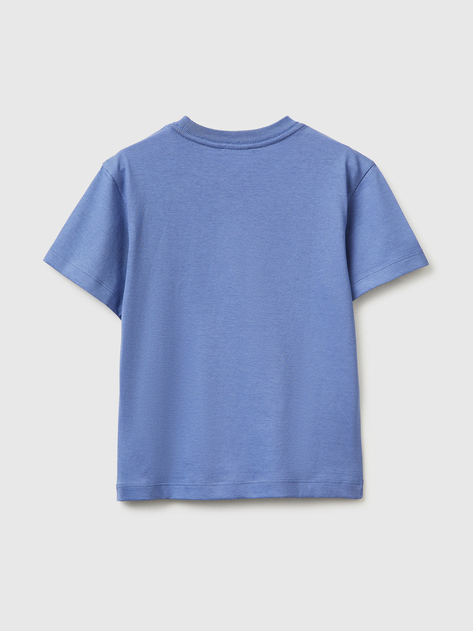 T-shirt with print and application - ucb_image_BS
