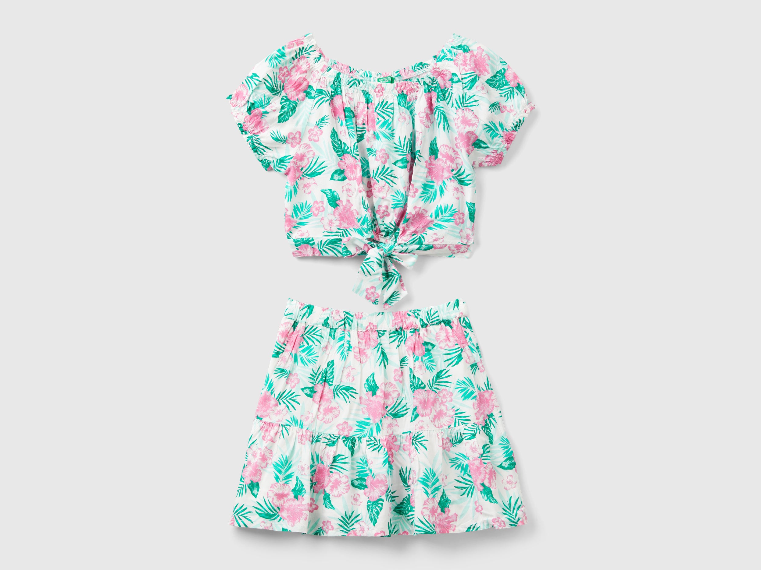 Conjunto top e saia às flores - ucb_image_FS