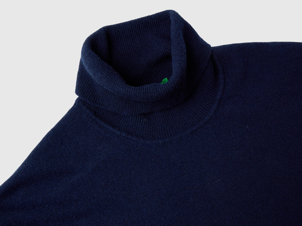 Camisola de gola alta azul-escuro em pura lã Merino - ucb_image_DS1