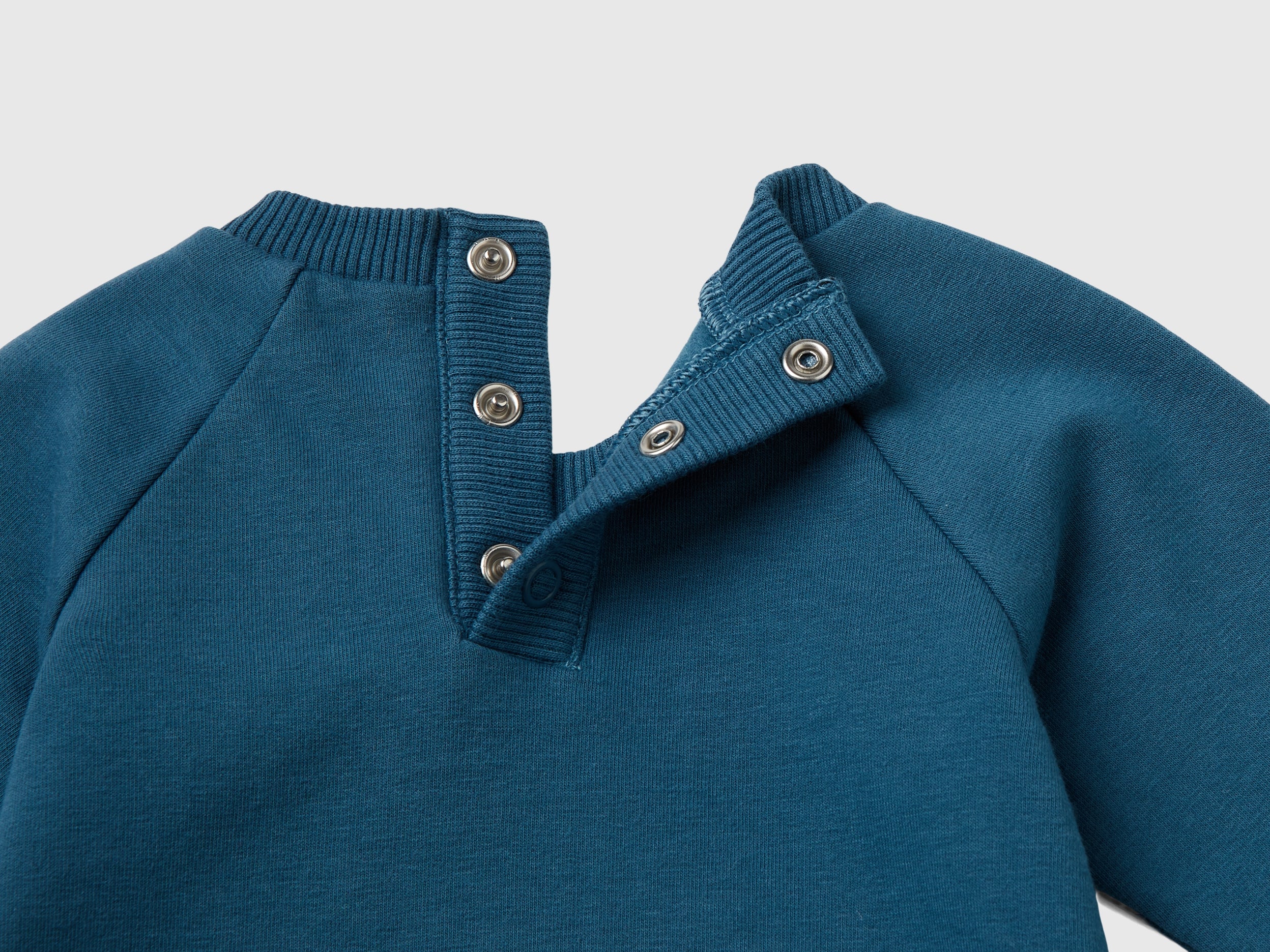Sweat com bolso em nylon - ucb_image_DS1