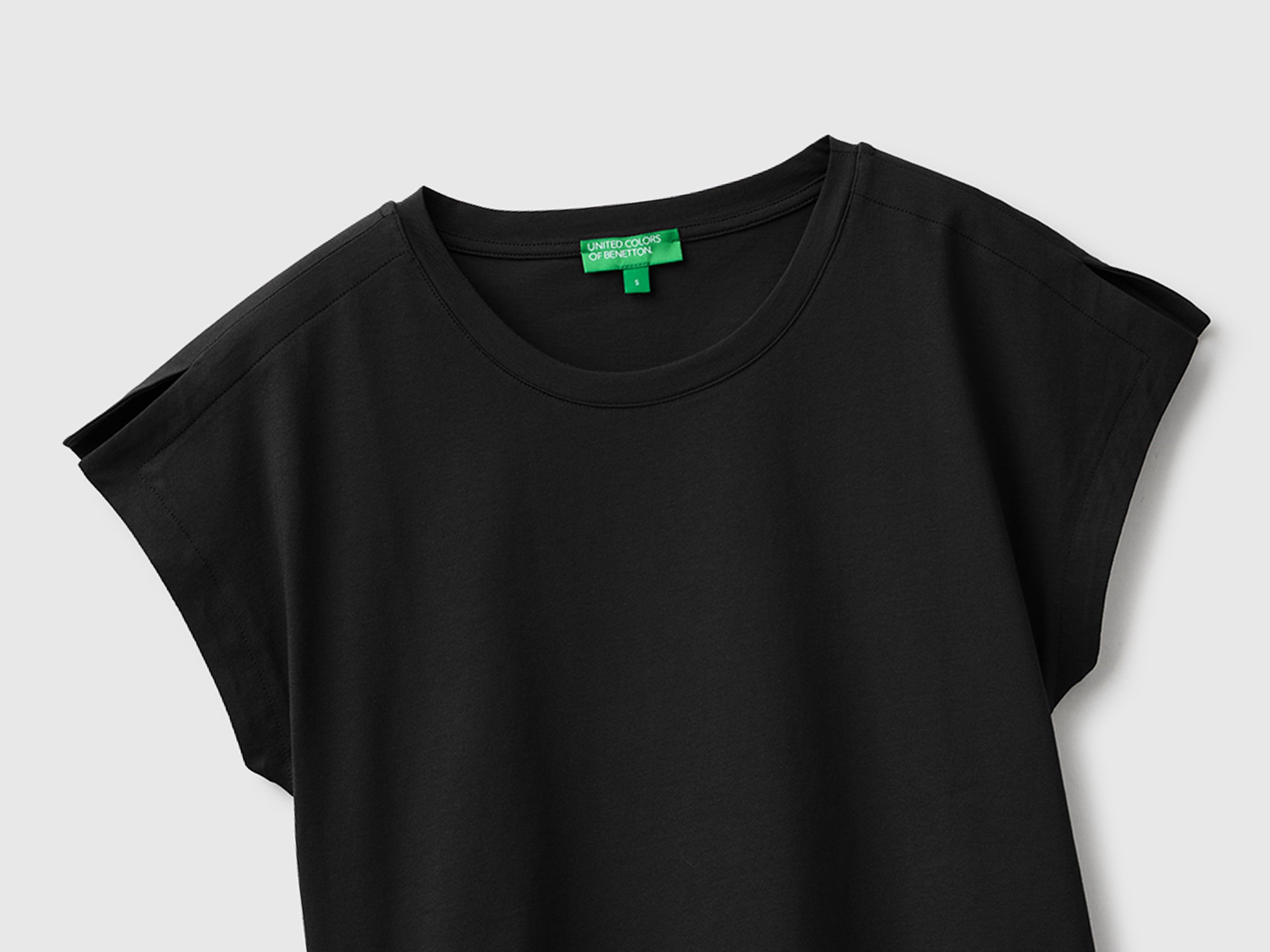 T-shirt com rachas na manga - ucb_image_FY
