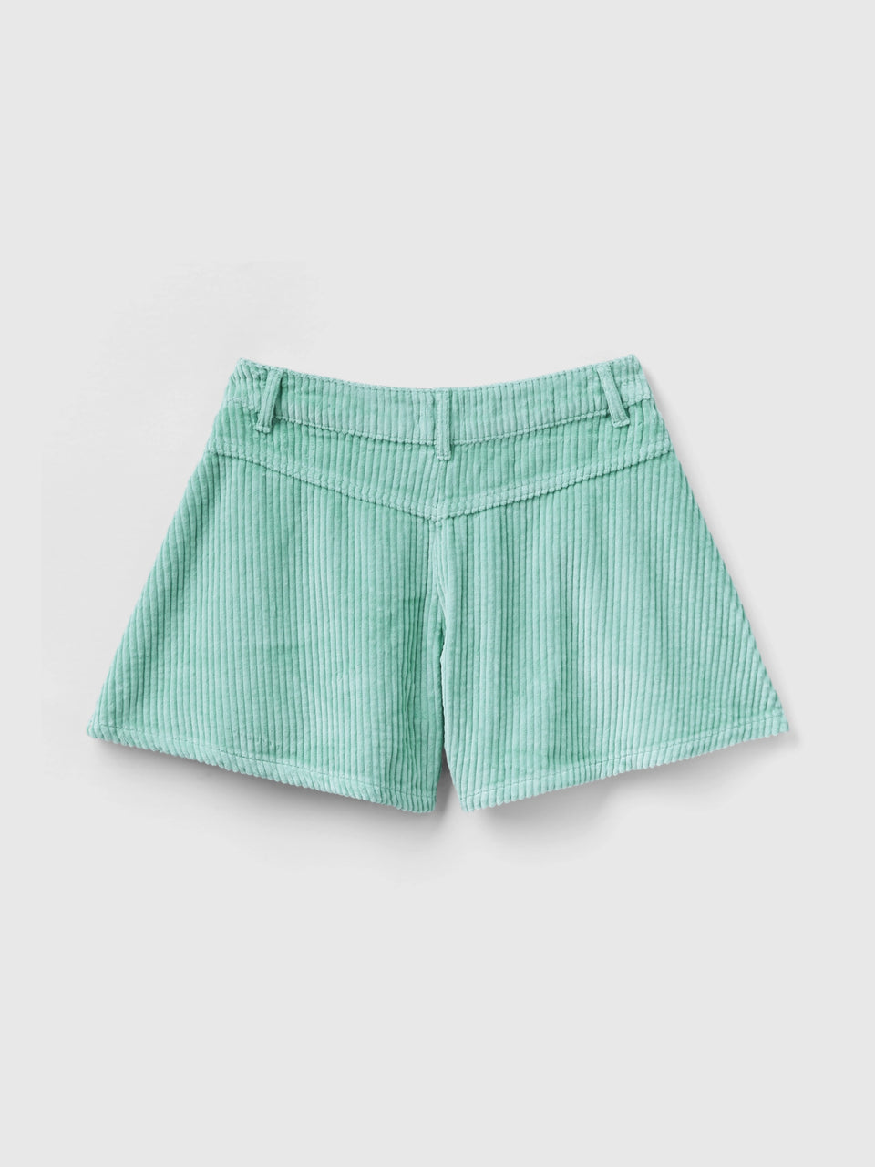 Bermudas em veludo canelado - ucb_image_BS