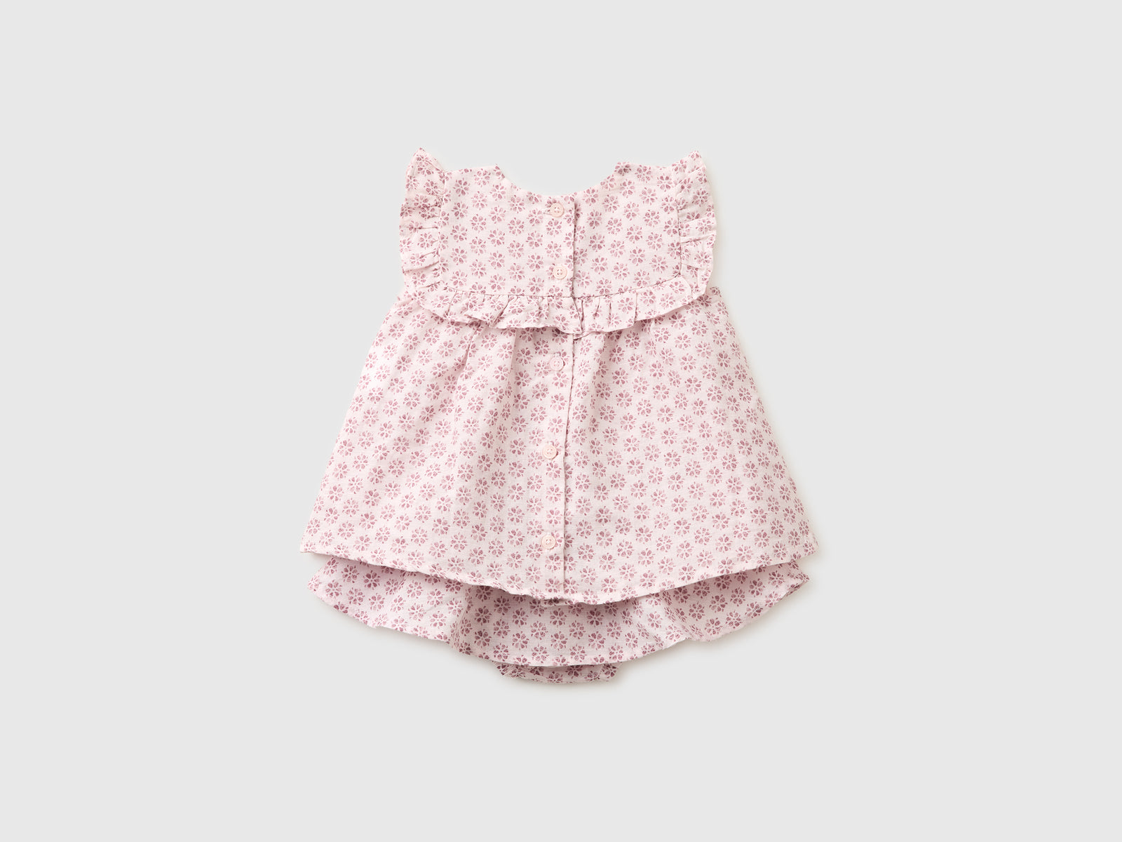 Conjunto às flores em mistura de linho - ucb_image_BS