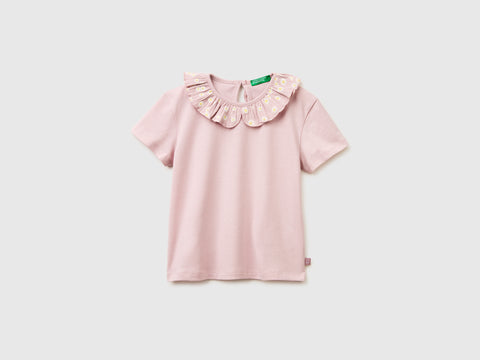 T-shirt with ruffles on the collar - ucb_image_FS