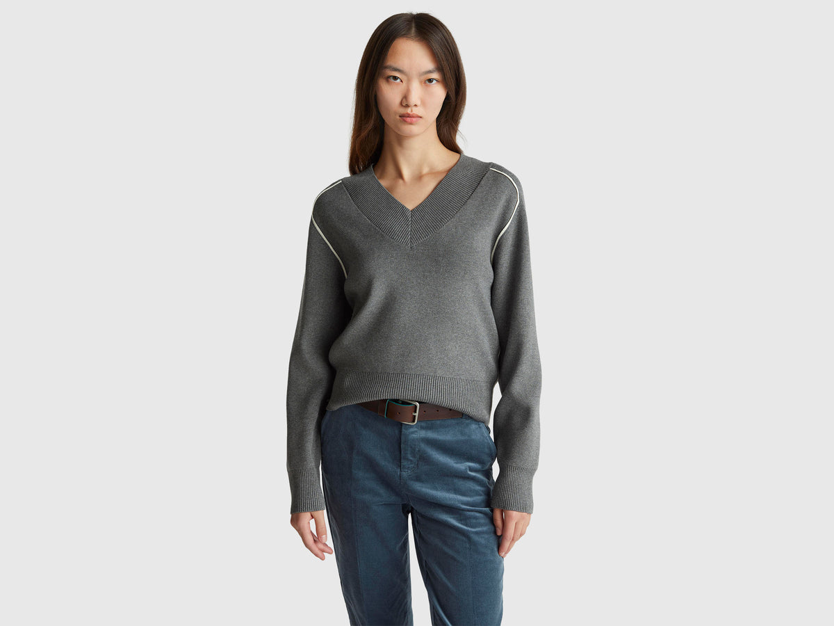 Camisola boxy fit com decote em V - ucb_image_F