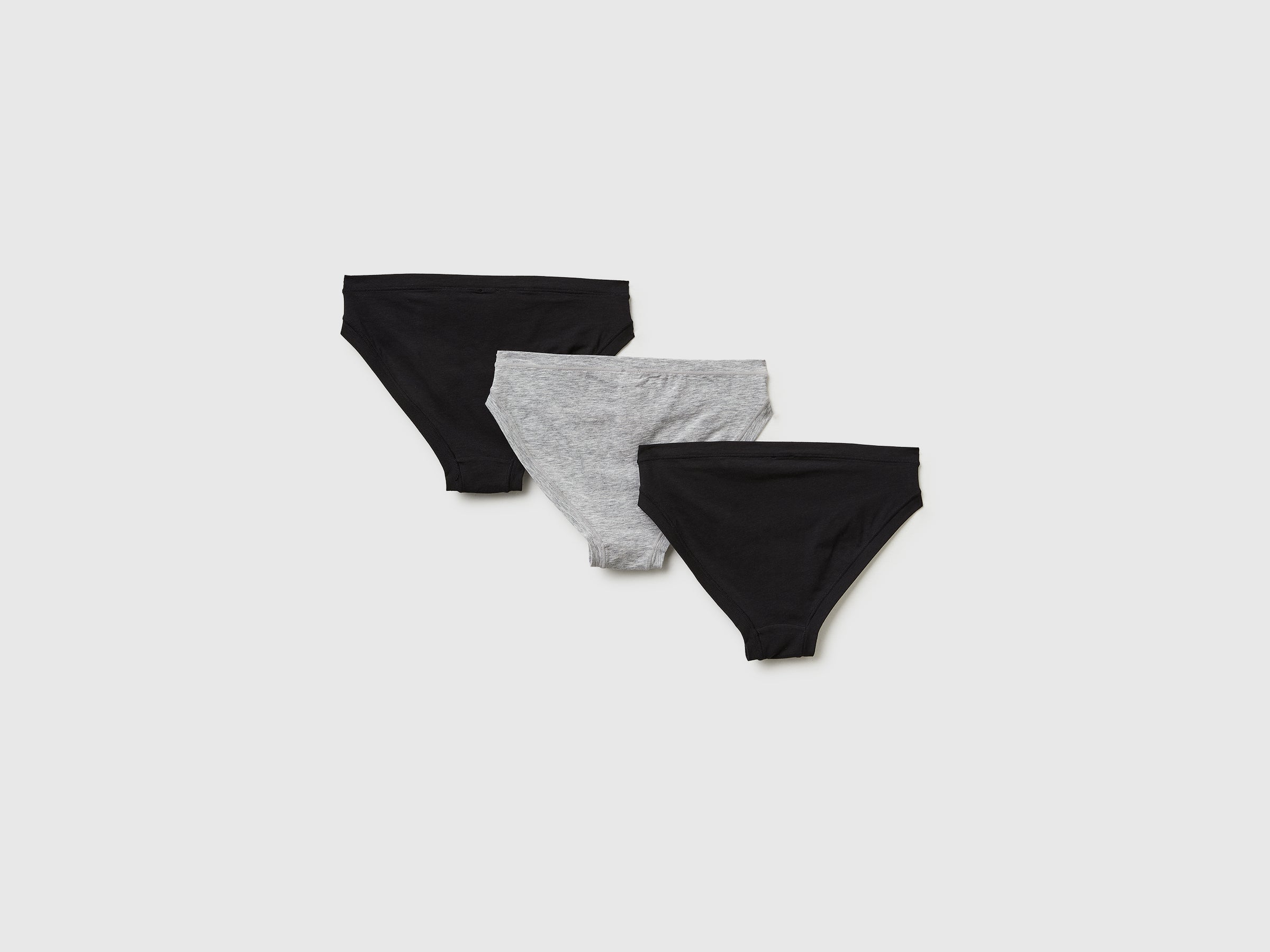 Three low-cut briefs in super stretch cotton - ucb_image_BS