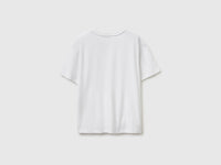 V-neck t-shirt in lightweight cotton - ucb_image_BS