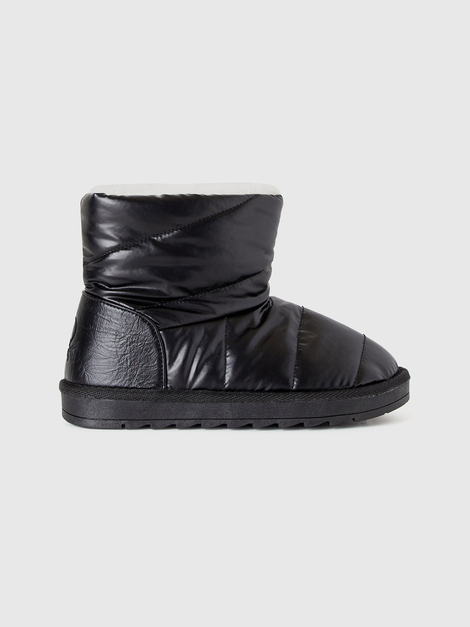 Botins efeito laminado - ucb_image_FS