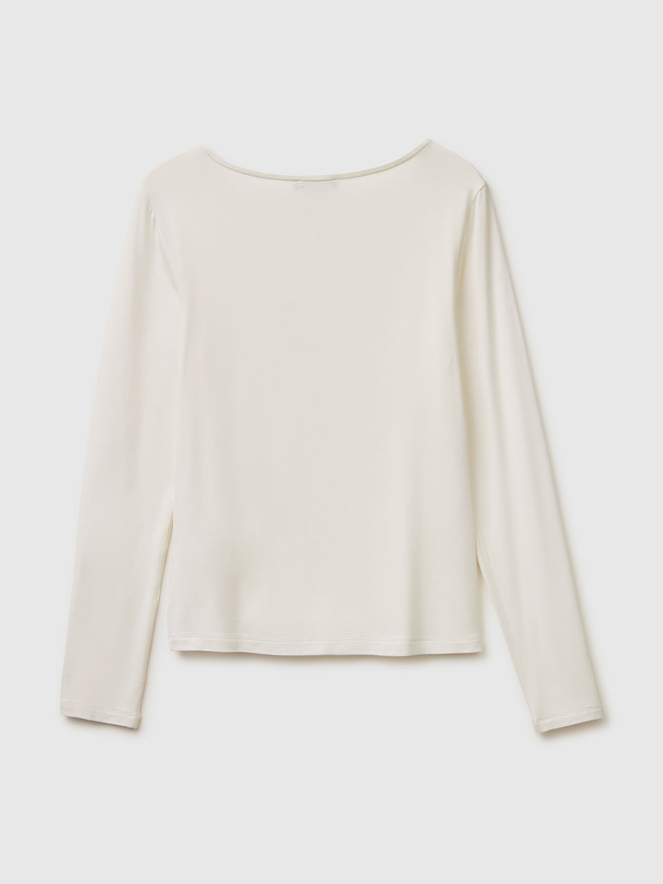 Boat-neck T-shirt - ucb_image_BS