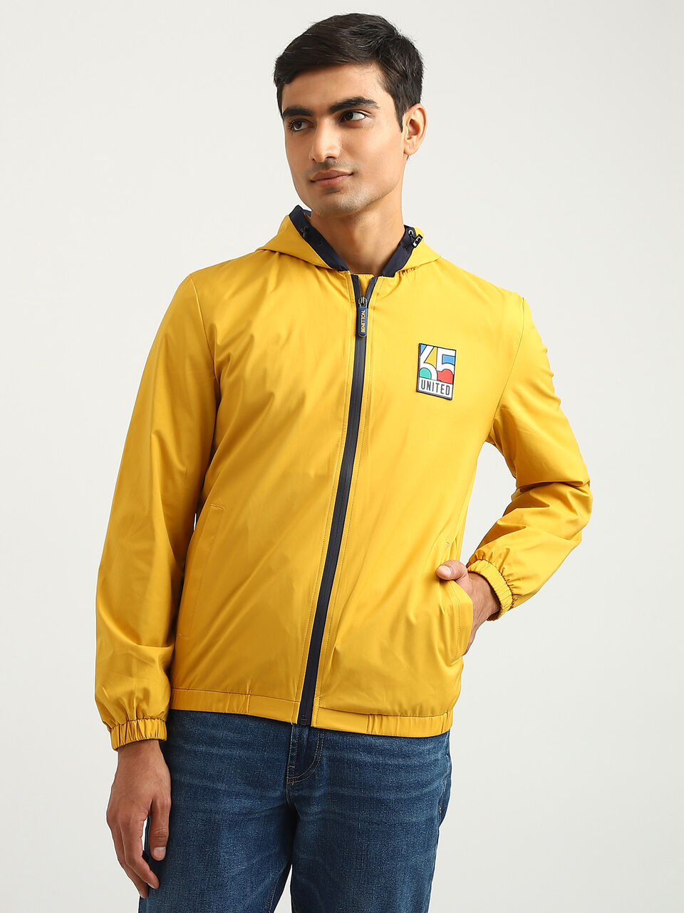 BRANDING LIGHTWEIGHT HOOD JACKET image number null