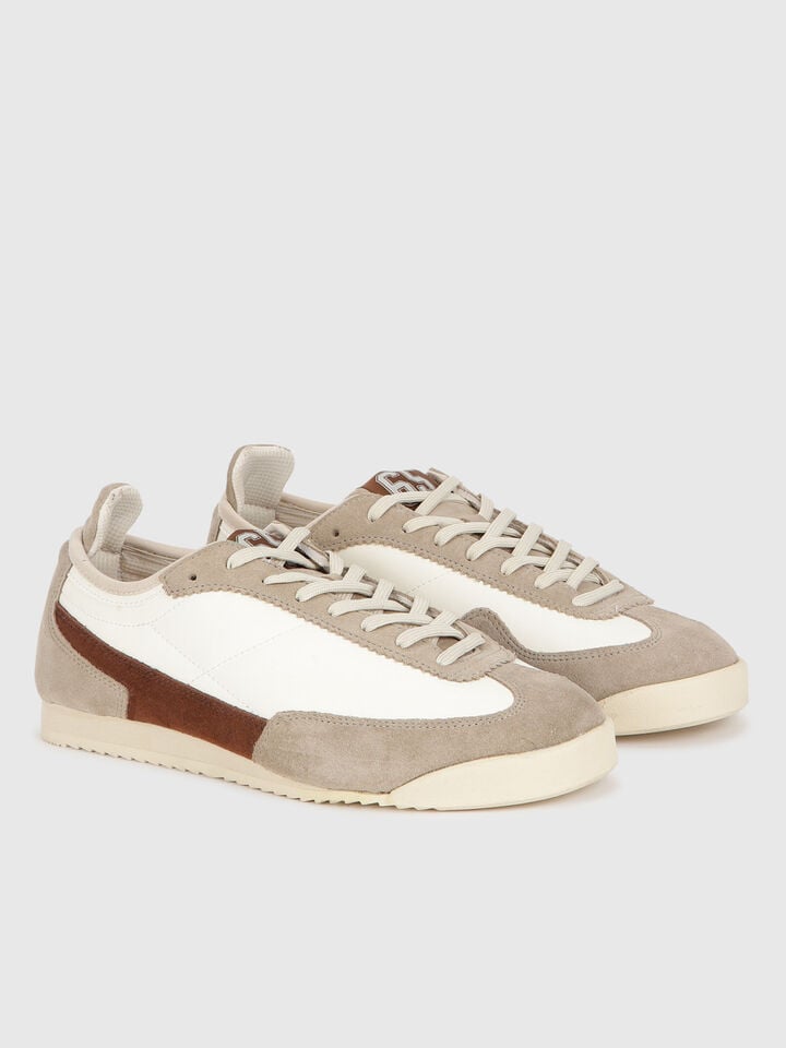 RETRO SUEDE SNEAKER