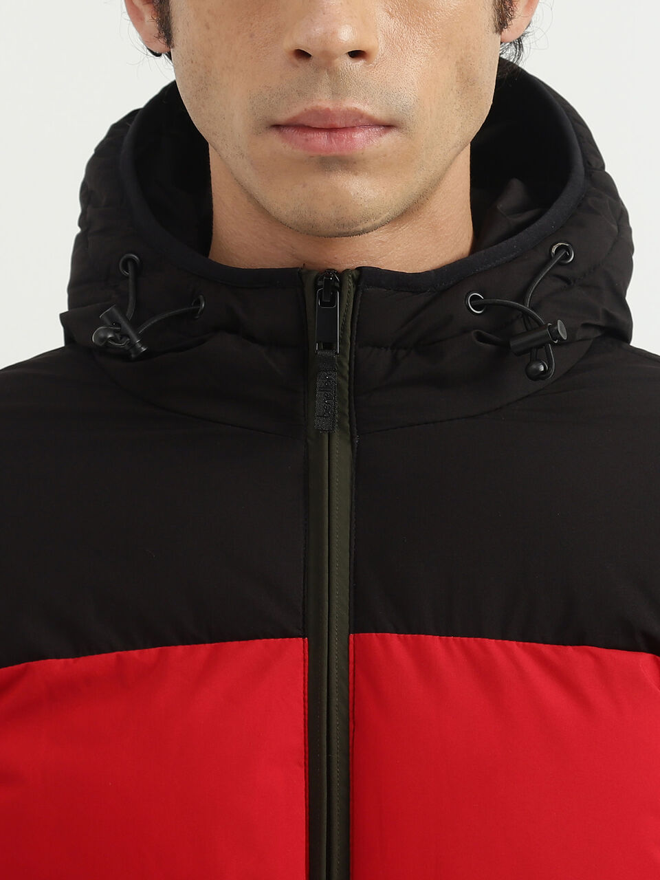 COLOR BLOCK HEAVY PUFFER JACKET image number null