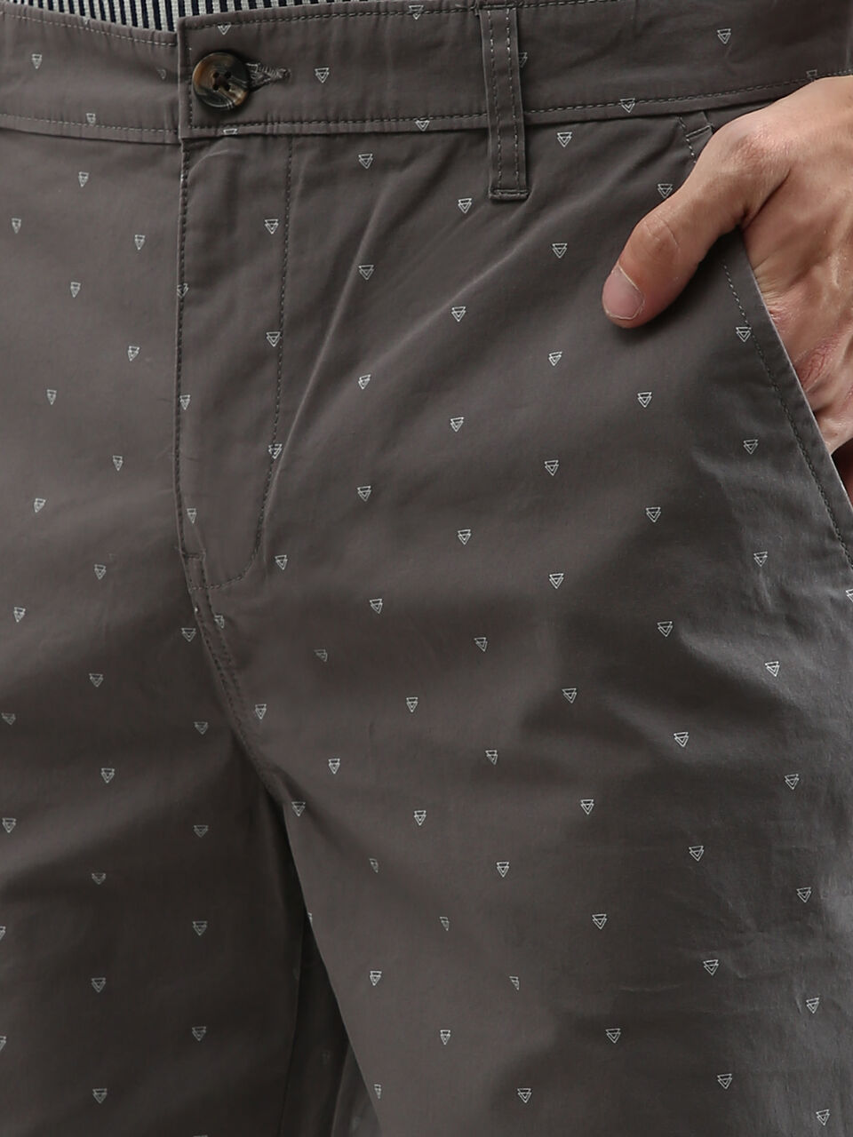 Slim Fit 2 Triangle Printed Shorts image number null