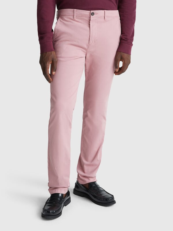 Slim Fit Chinos aus Baumwolle Slim Fit Chinos aus Baumwolle Herren