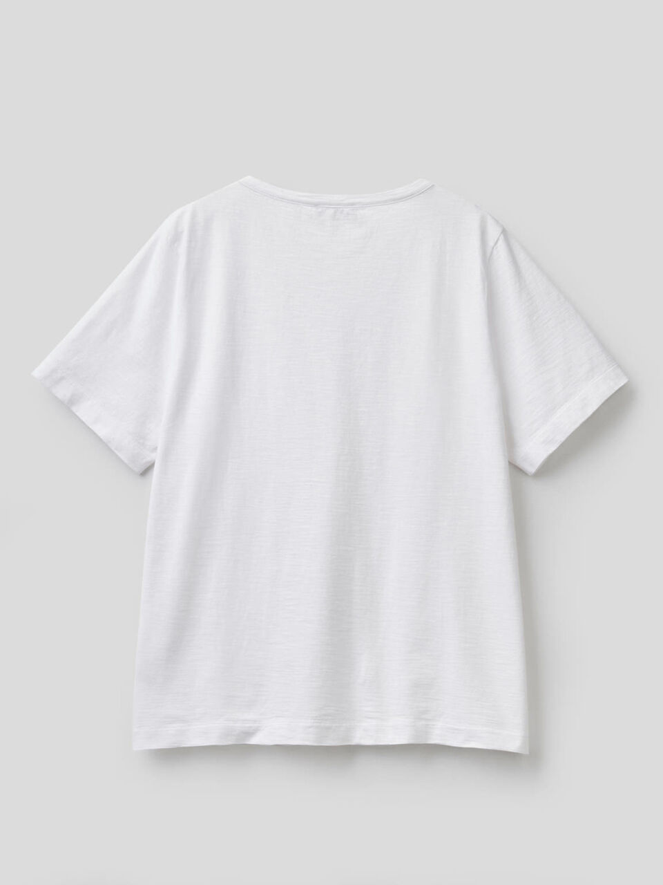 Einfarbiges T-Shirt mit Brusttasche image number 2