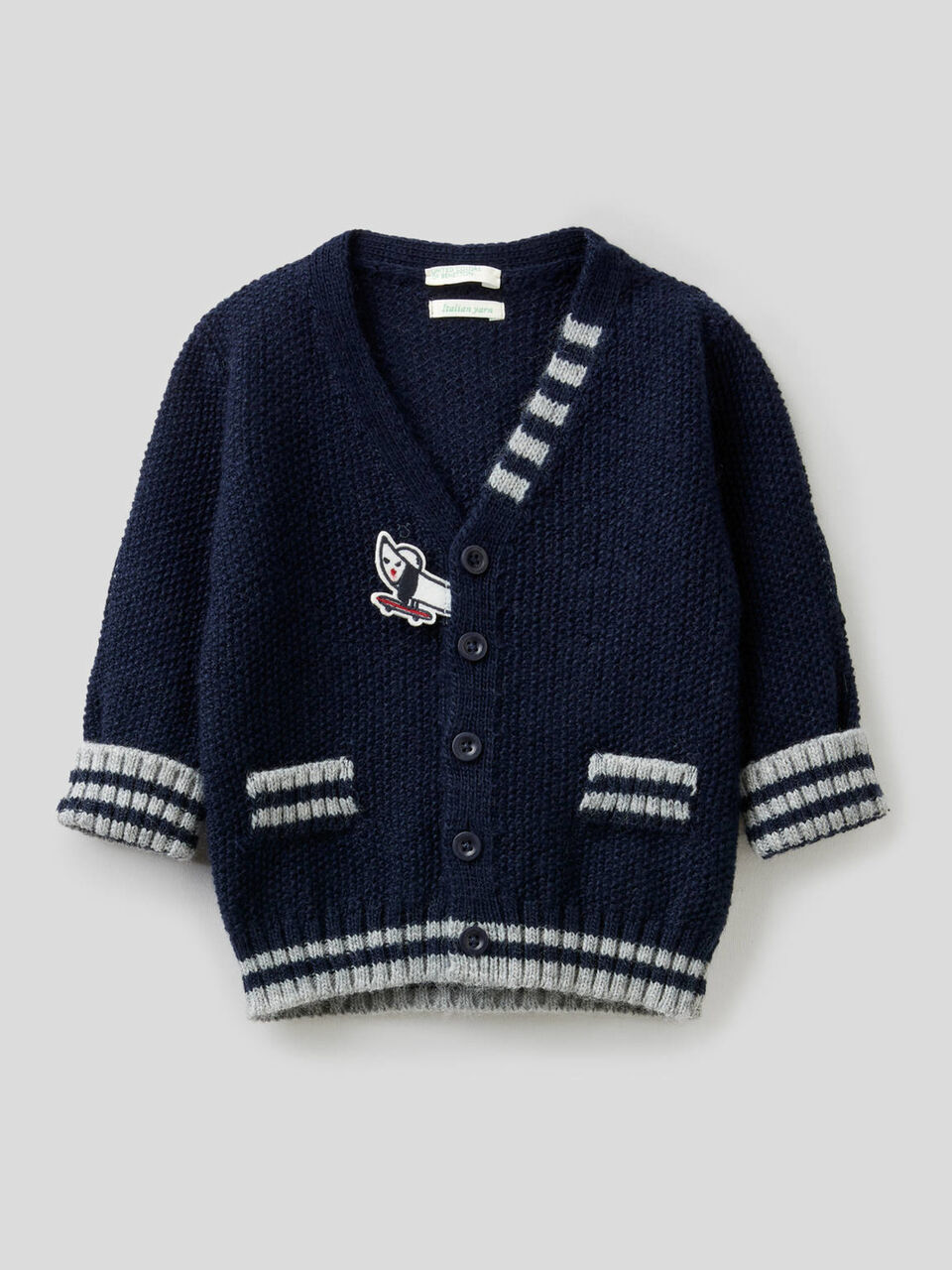 Strickjacke aus einer Wollmischung mit Ellenbogenpatches image number 1