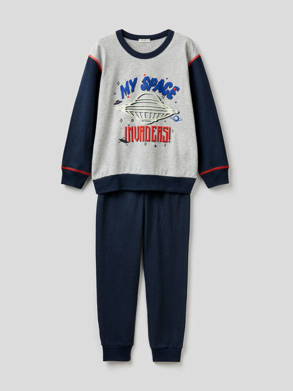 Langer Pyjama aus leichter Baumwolle image number 1