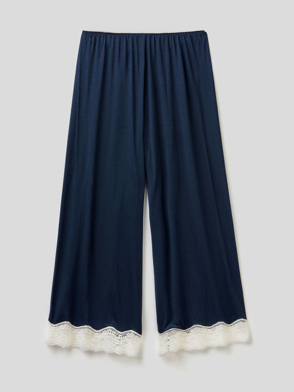 Cropped-Hose mit Details in Spitze image number 2