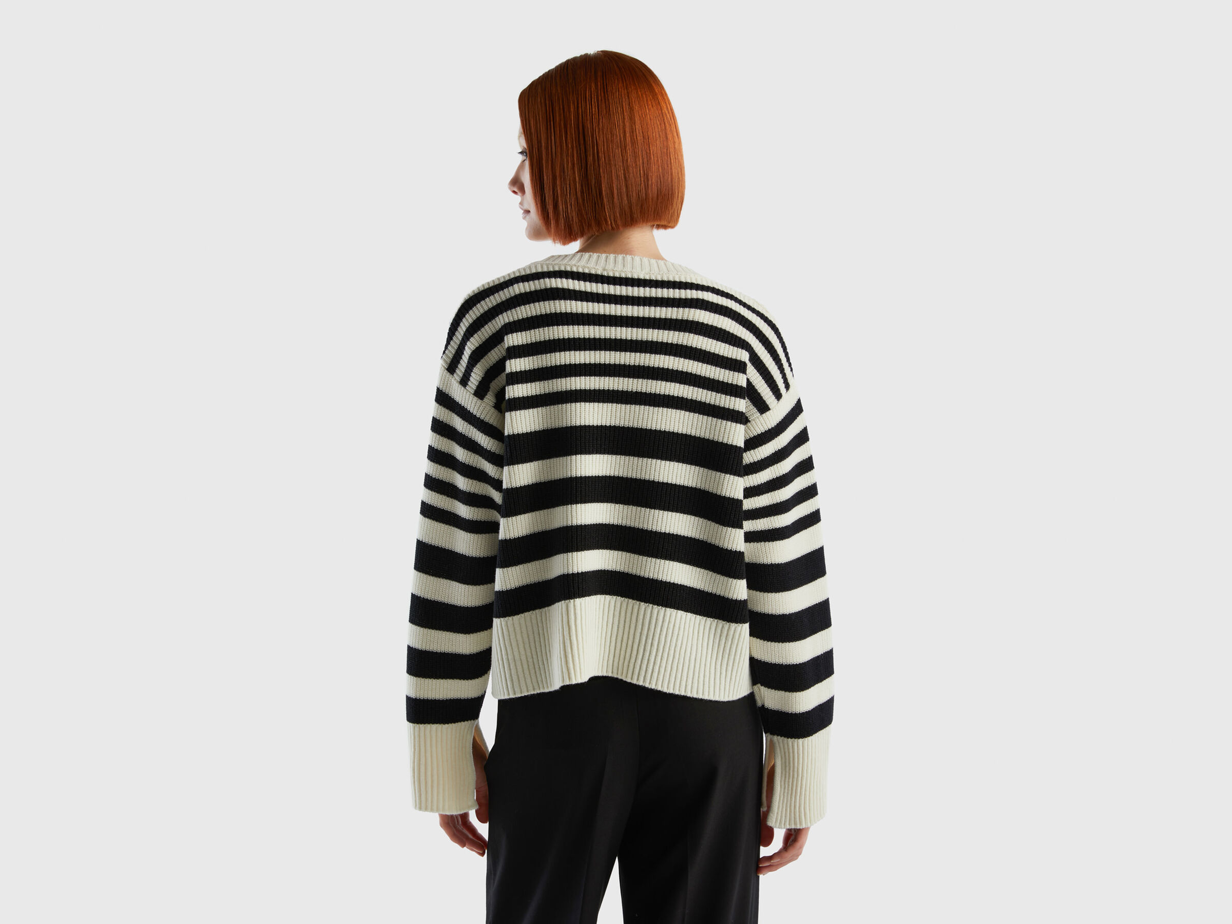 Gestreifter Pullover aus Mischwolle image number 2