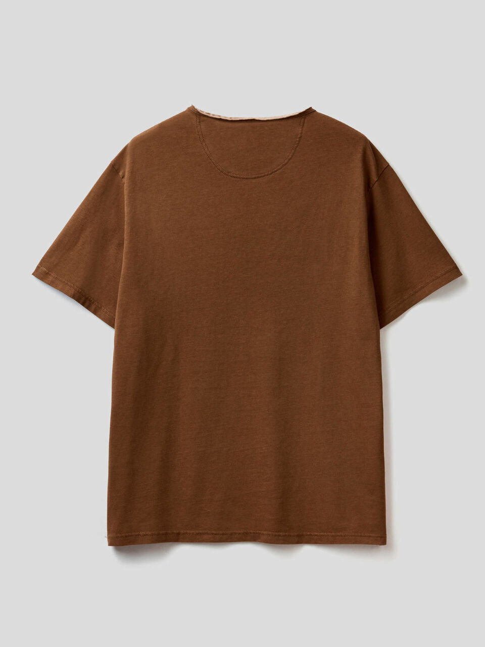 Henleyshirt mit Details in einer Kontrastfarbe image number 2