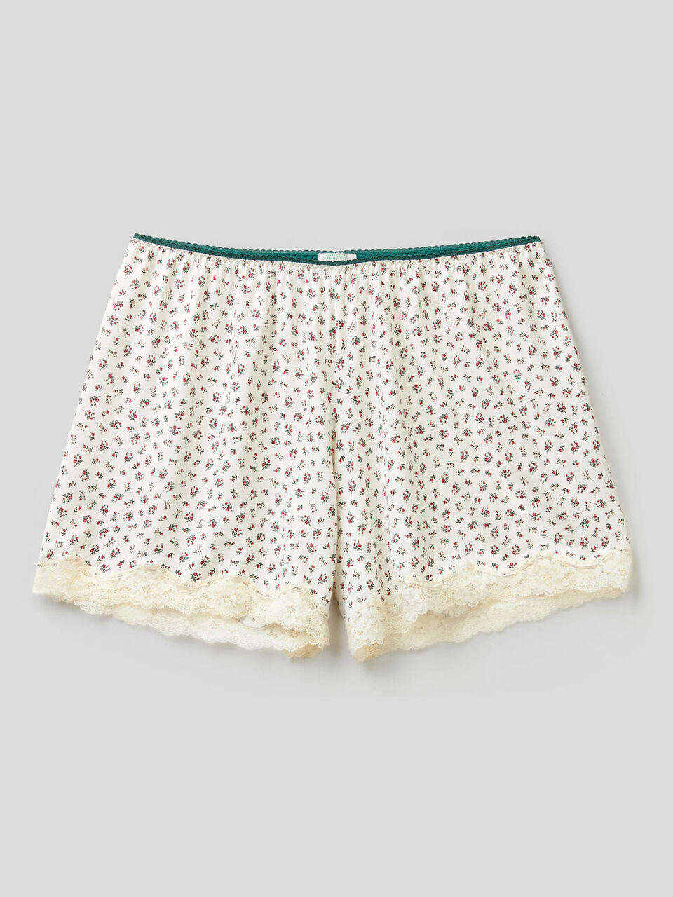 Gemusterte Shorts aus nachhaltiger Viskose image number 1