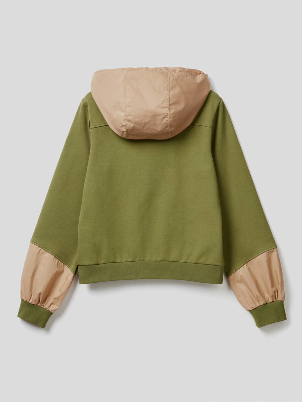 Sweatshirt mit Reißverschluss und Kapuze image number 2