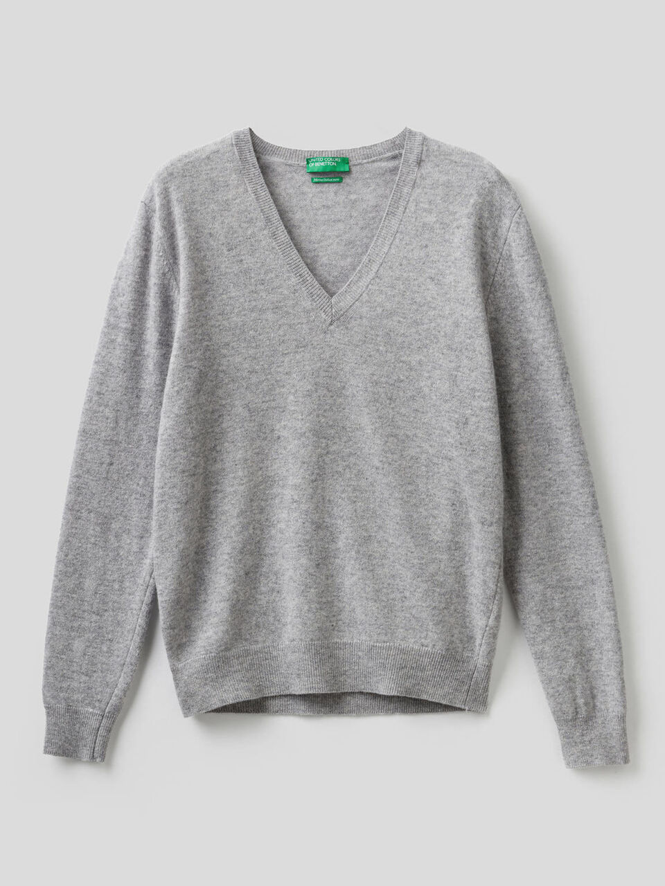 Pullover aus reiner Schurwolle mit V-Ausschnitt image number 1