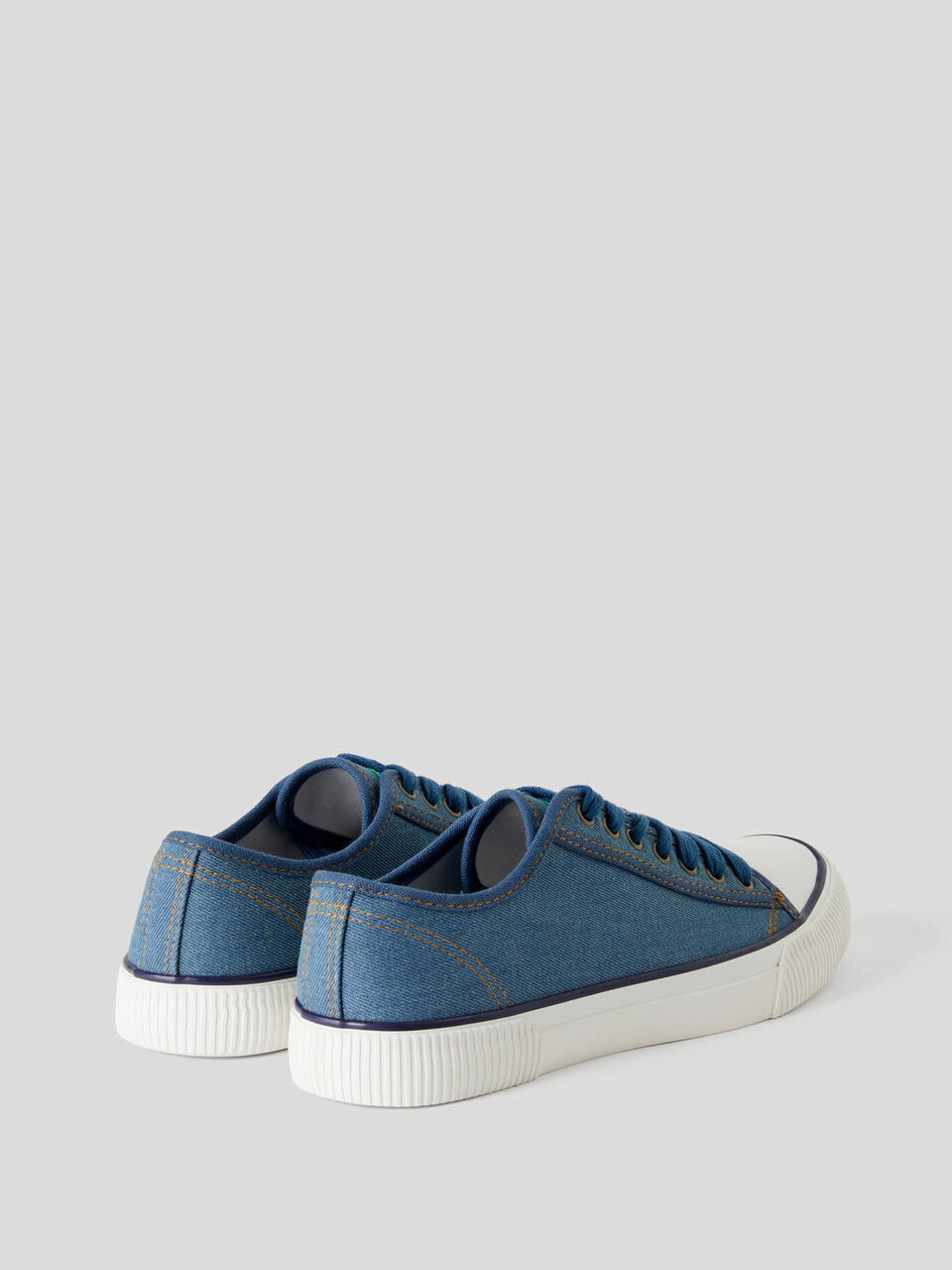 Sneakers aus reiner Baumwolle image number 2