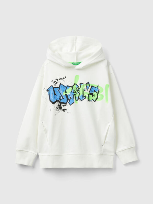 Sweatshirt mit Graffiti-Aufdruck Jungen