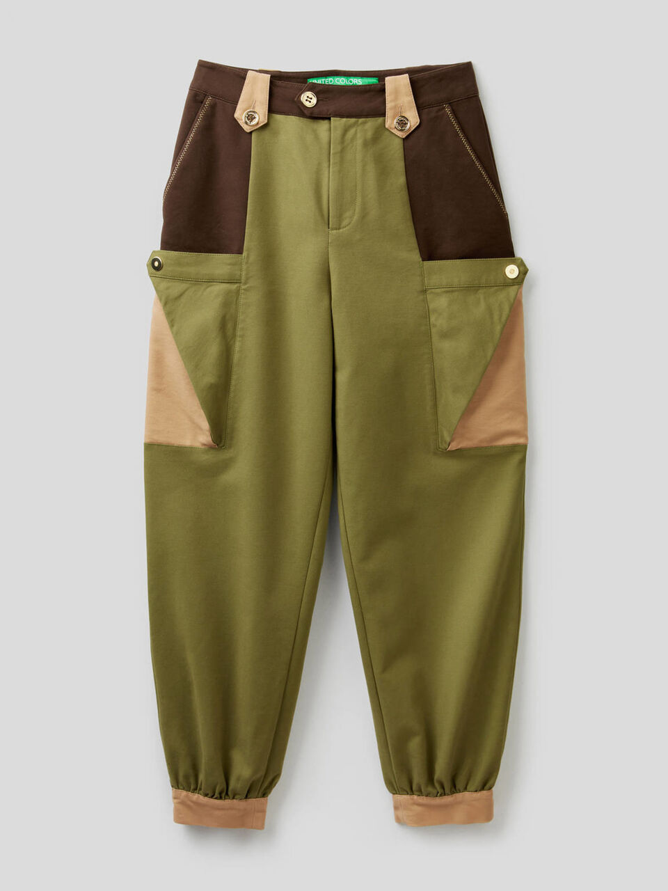 Cropped-Hose mit Maxi-Taschen image number null