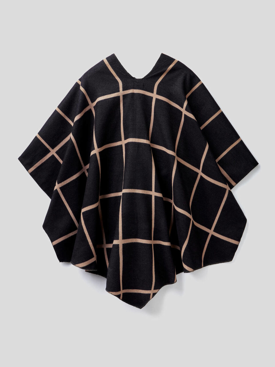 Poncho aus einer Viskosemischung image number 2