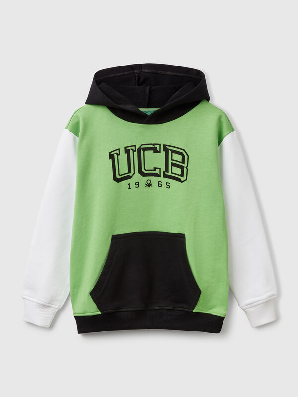 Sweatshirt mit Druck und Kapuze  Jungen