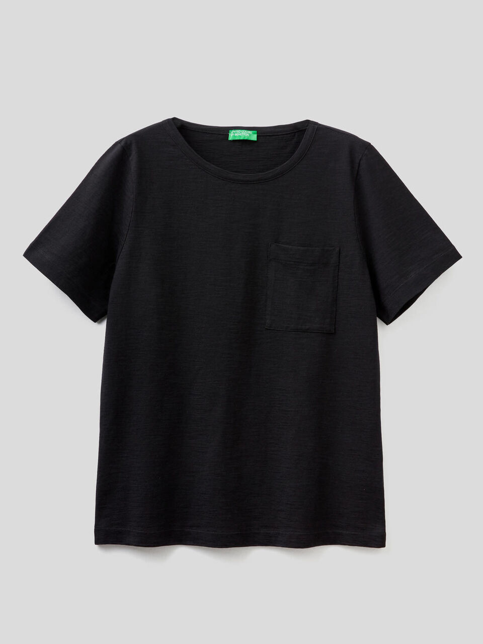 Einfarbiges T-Shirt mit Brusttasche image number 1