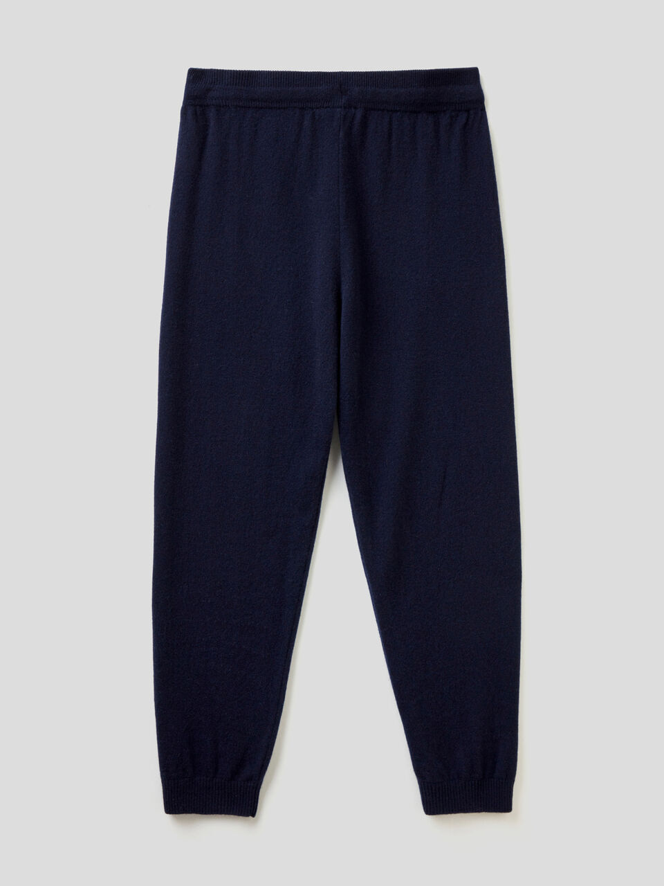 Sportliche Hose aus reinem Cashmere image number 2