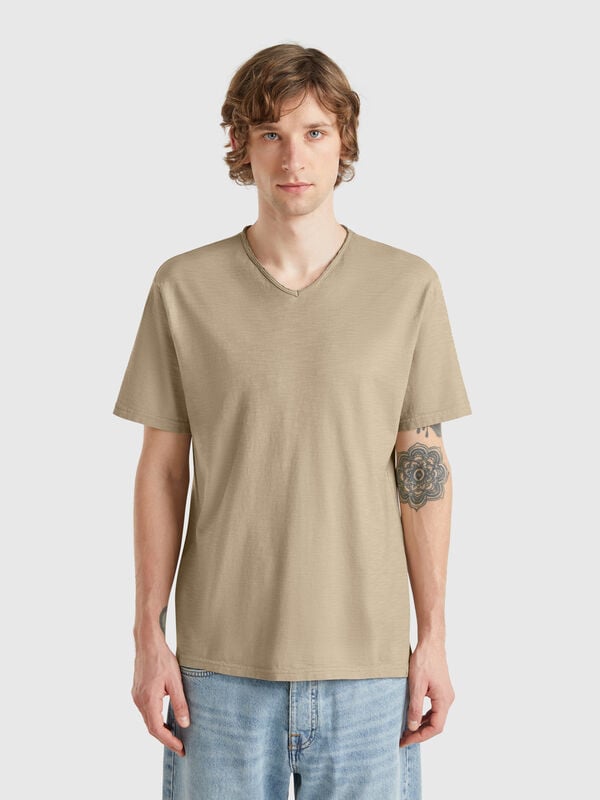 T-Shirt aus 100 % Baumwolle mit V-Ausschnitt Herren
