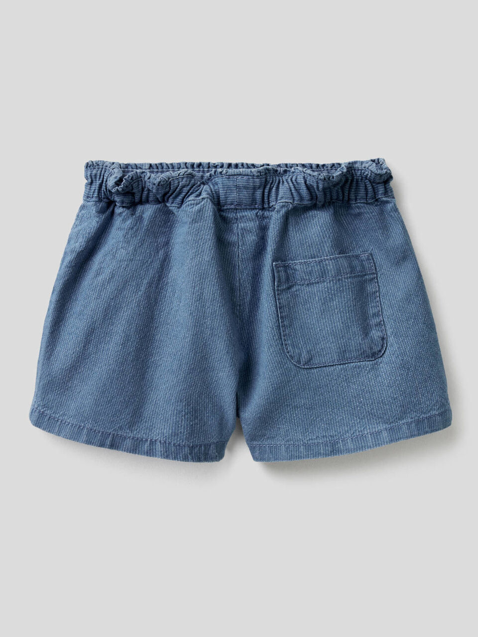 Shorts aus Denim mit Streifen image number 2